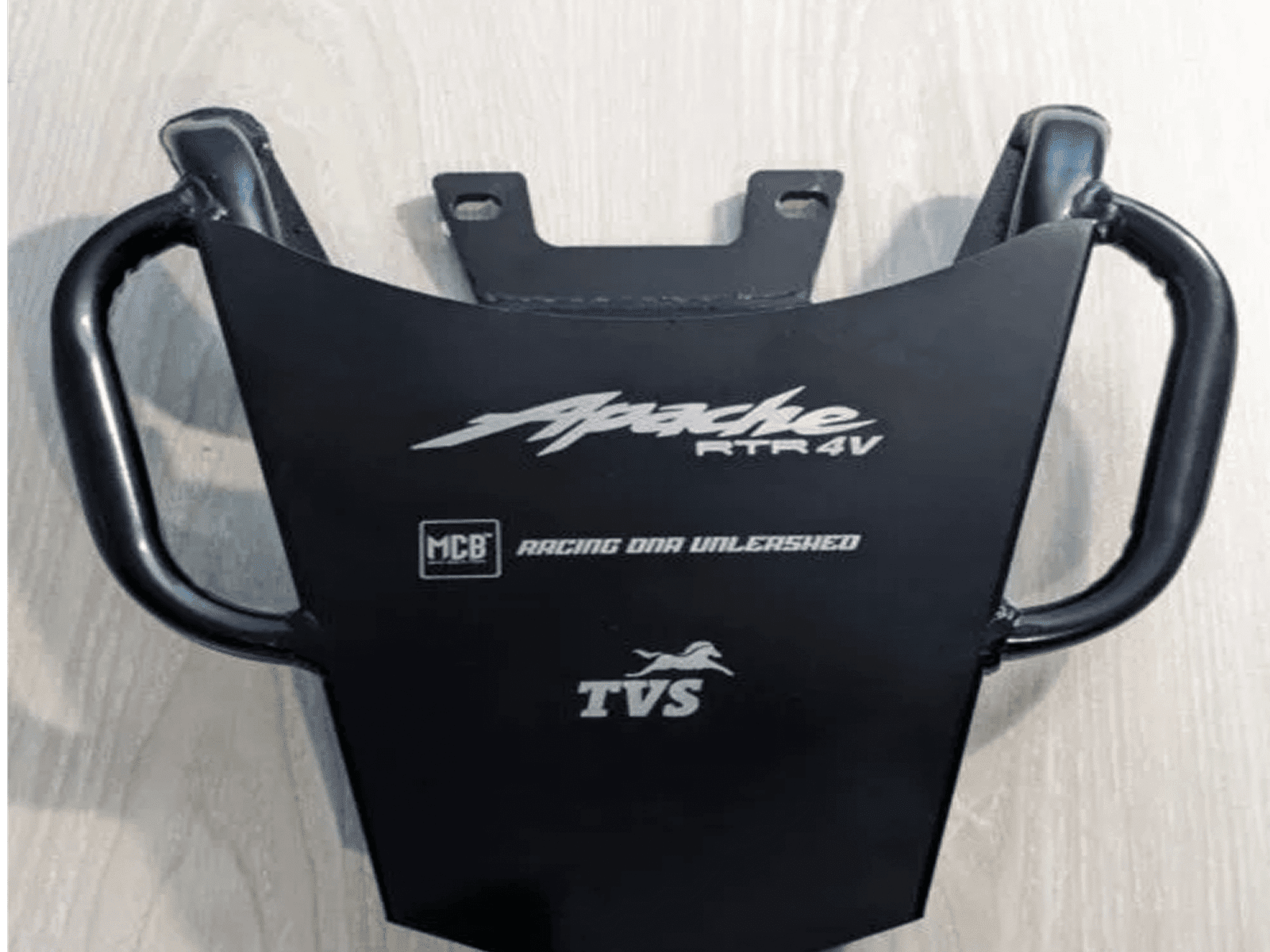 Premium Back Carrier Apache RTR 4v